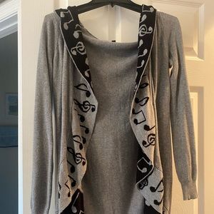 Hot Topic Music Note Sweater